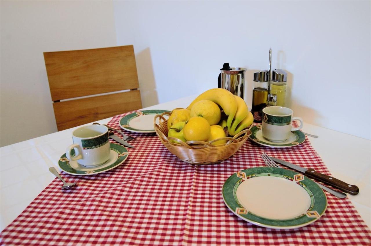 Amaryllis Residence, Apartment Diana & Deluxe Rooms With Shared Kitchen Veli Lošinj 外观 照片