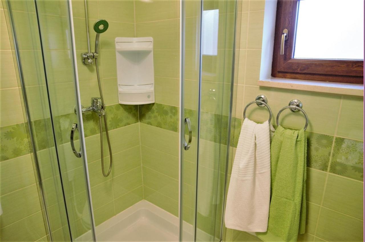 Amaryllis Residence, Apartment Diana & Deluxe Rooms With Shared Kitchen Veli Lošinj 外观 照片