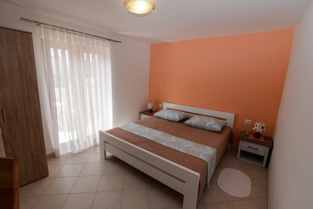 Amaryllis Residence, Apartment Diana & Deluxe Rooms With Shared Kitchen Veli Lošinj 外观 照片
