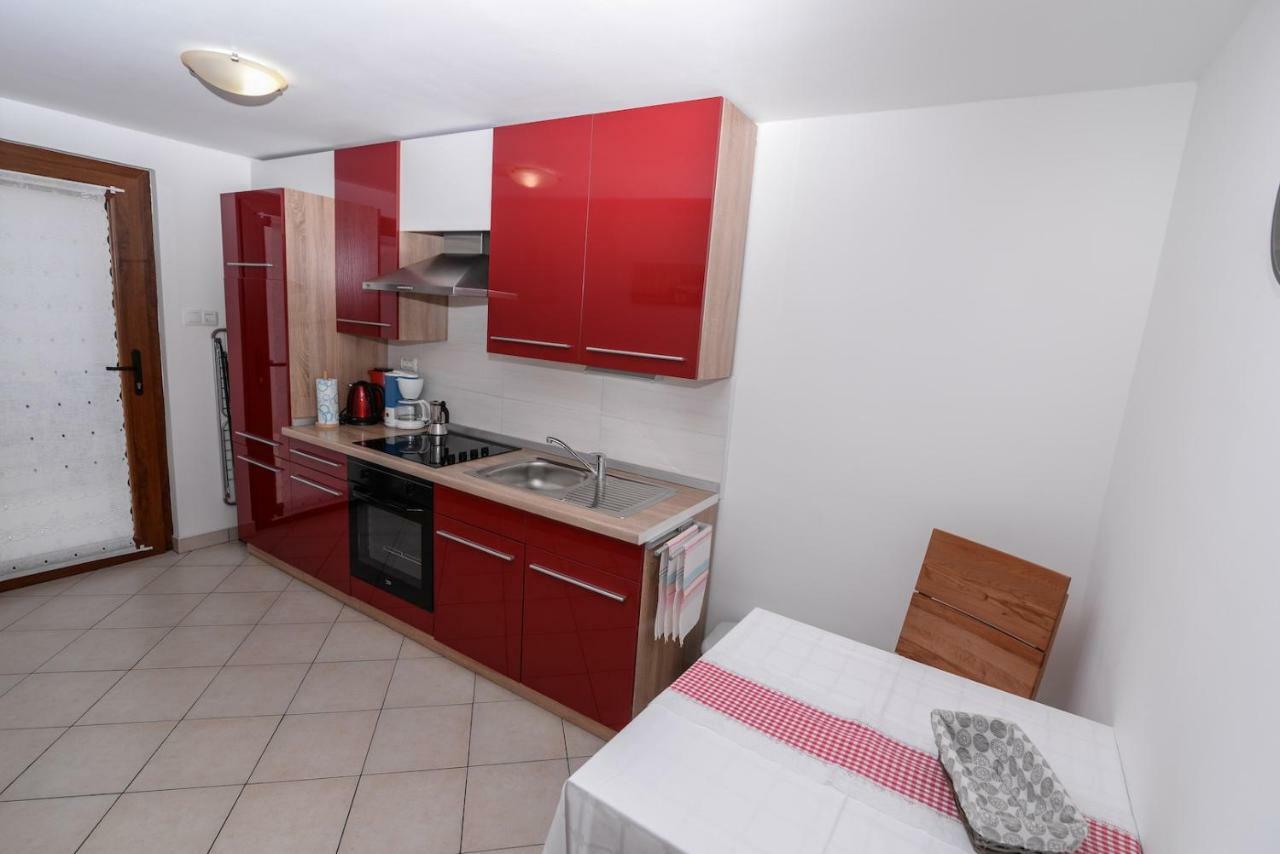 Amaryllis Residence, Apartment Diana & Deluxe Rooms With Shared Kitchen Veli Lošinj 外观 照片